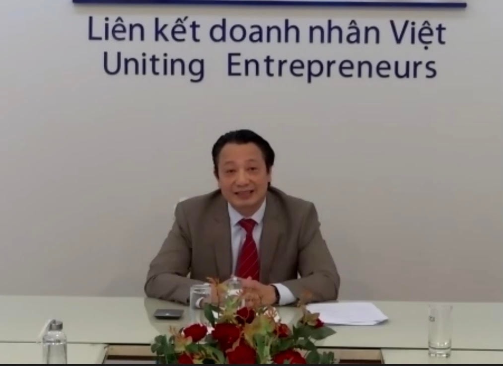 Ông Nguyễn Quang Vinh, Tổng Thư ký Phòng Thương mại và Công nghiệp Việt Nam (VCCI), Tổng Thư ký – Phó Chủ tịch điều hành Hội đồng Doanh nghiệp vì sự Phát triển bền vững Việt Nam (VBCSD-VCCI) 