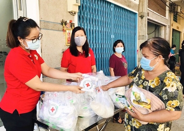 Triển khai rộng rãi các “Siêu thị 0 đồng” trong các khu cách ly, phong tỏa để đảm bảo các nhu cầu thiết yếu, tối thiểu của người dân.