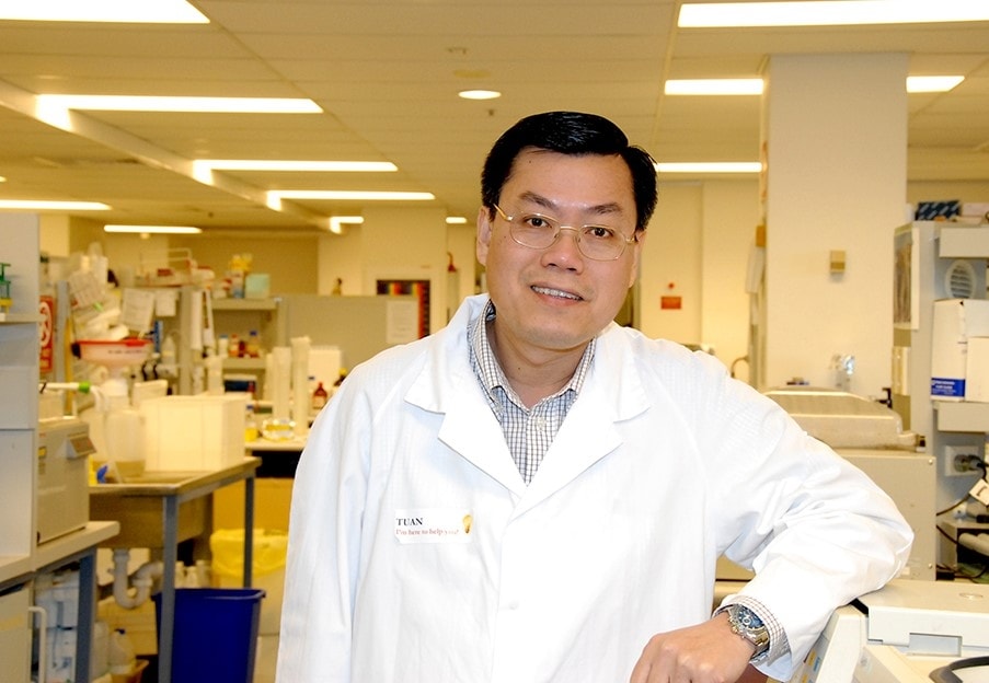 GS Nguyễn Văn Tuấn, Đại học New South Wales (Australia).