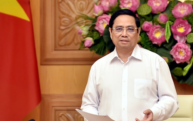 Thủ tướng Phạm Minh Chính nhấn mạnh, không thể sử dụng biện pháp cách ly, phong tỏa mãi được vì khó khăn cho nhân dân và nền kinh tế là rất lớn.