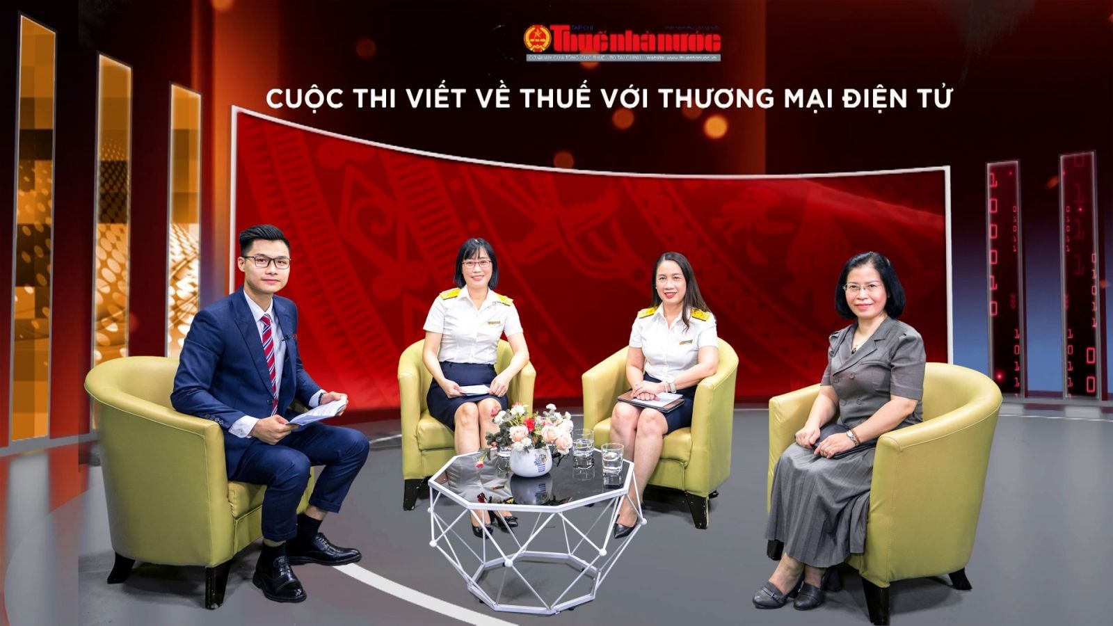 Bà Đặng Thị Thanh Mai, Tổng Biên tập Tạp chí Thuế - Trưởng ban Tổ chức cuộc thi; các thành viên Ban Tổ chức tham dự có: bà Nguyễn Thị Lan Anh, Vụ trưởng Vụ Quản lý thuế doanh nghiệp nhỏ và vừa và hộ kinh doanh cá nhân (DNNCN) thuộc Tổng cục Thuế (Bộ Tài chính); bà Nguyễn Thị Minh Huyền, Phó Cục trưởng Cục Thương mại điện tử và kinh tế số (Bộ Công thương) tại Lễ công bố (bằng hình thức trực tuyến)