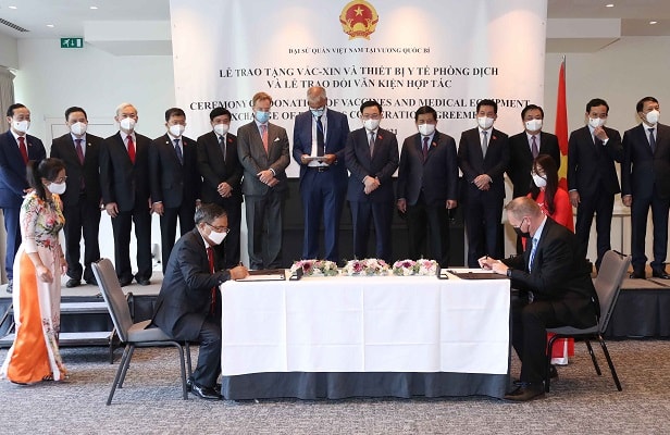 trong chuyến thăm của Chủ tịch Quốc hội Vương Đình Huệ đến Bỉ và EU, nhiều thỏa thuận thương mại đã được đàm phán thành công và ký kết