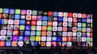 Kiểm duyệt nội dung nhìn từ App Store và Facebook
