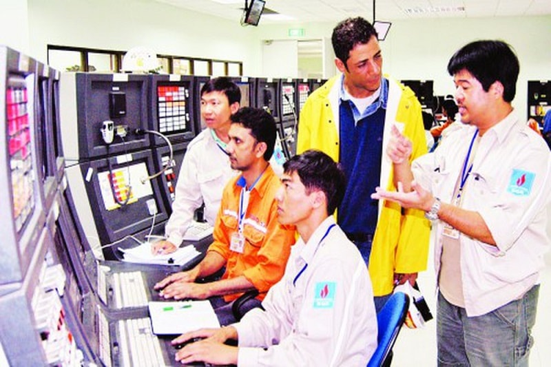 Nghị quyết 105/NQ-CP được cho là lời giải cho bài toán lao động nước ngoài tại Việt Nam - Ảnh minh họa