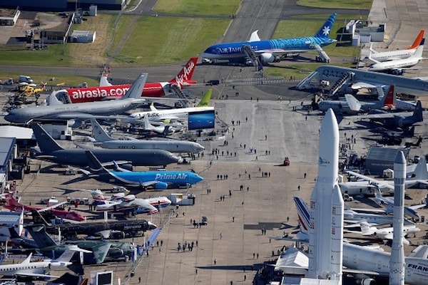 Quang cảnh tại Triển lãm Hàng không Paris lần thứ 53 tại sân bay Le Bourget. Nguồn: Reuters