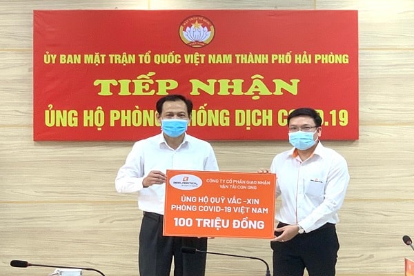 Bee Logistics ủng hộ 100 triệu đồng cho Quỹ vắc xin phòng COVID-19 Việt Nam; ủng hộ nhu yếu phẩm như khẩu trang, nước diệt khuẩn cho công tác phòng chống dịch COVID-19 tại Bắc Giang