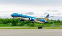 Cổ phiếu Vietnam Airlines lấy đà cất cánh