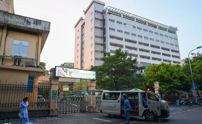 Nhiều địa phương khẩn trương truy vết người về từ Bệnh viện Hữu nghị Việt Đức.
