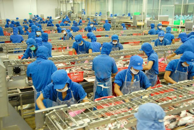  Số lượng công nhân tại nhiều nhà máy hiện chỉ bằng 1/4 so với thời điểm trước khi thực hiện giãn cách xã hội. 