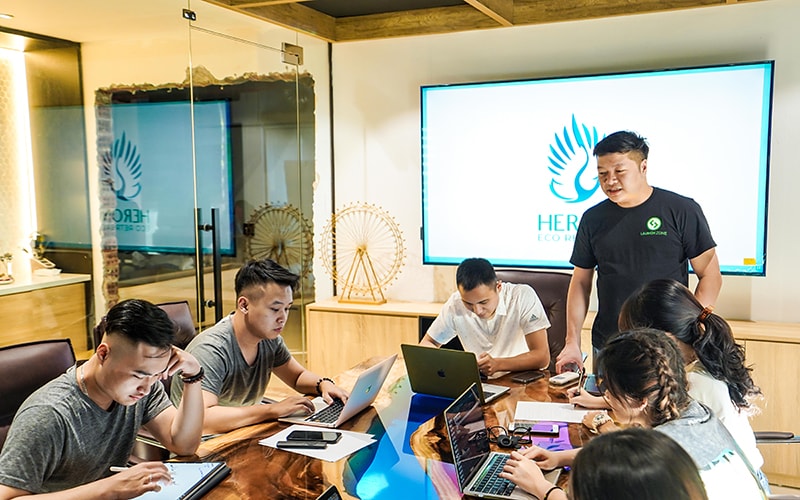 Chia sẻ các kỹ năng khởi nghiệp về công nghệ blockchain tại vườn ươm LaunchZone.