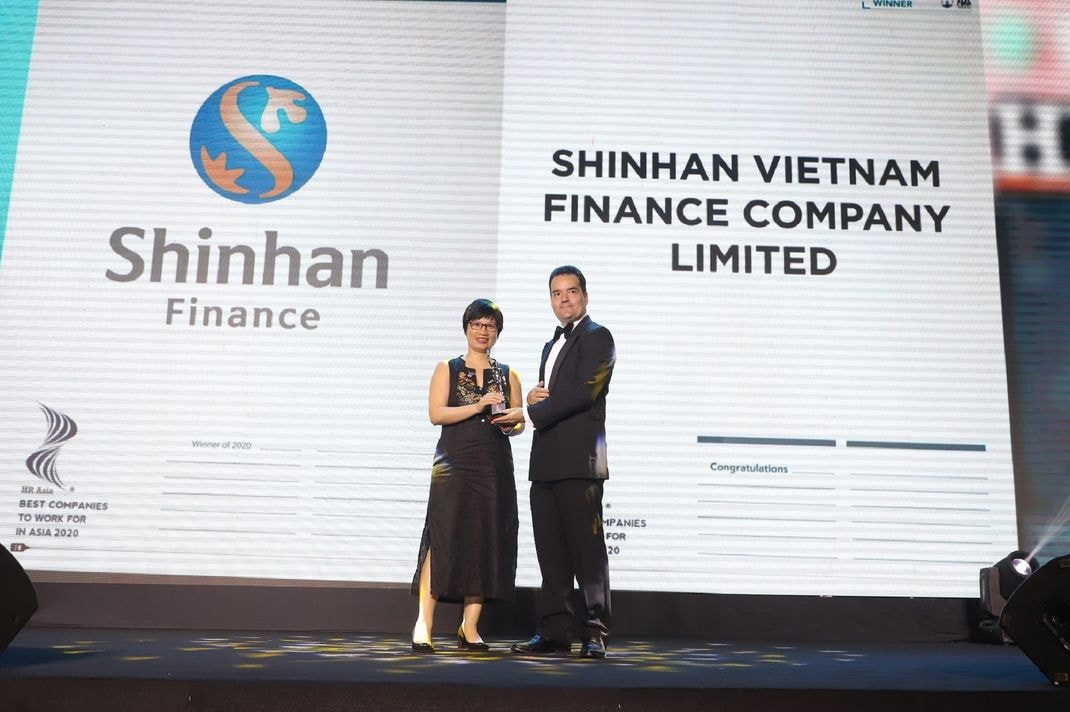 Công ty Tài chính TNHH Một thành viên Shinhan Việt Nam (Shinhan Finance) được HR Asia – một trong những tạp chí hàng đầu châu Á trong lĩnh vực Nhân sự bình chọn là một trong những Nơi làm việc tốt nhất Châu Á năm 2020