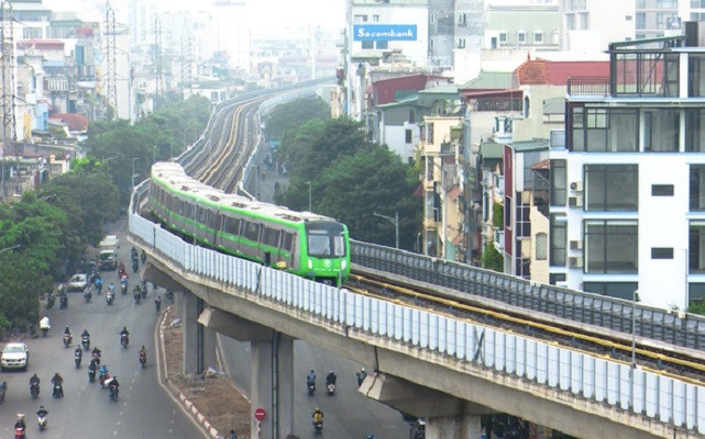 tuyến đường sắt trên cao Cát Linh - Hà Đông. Vì để đi cả tuyến chỉ mất 20 phút, nhưng phải chờ đợi hơn 13 năm.