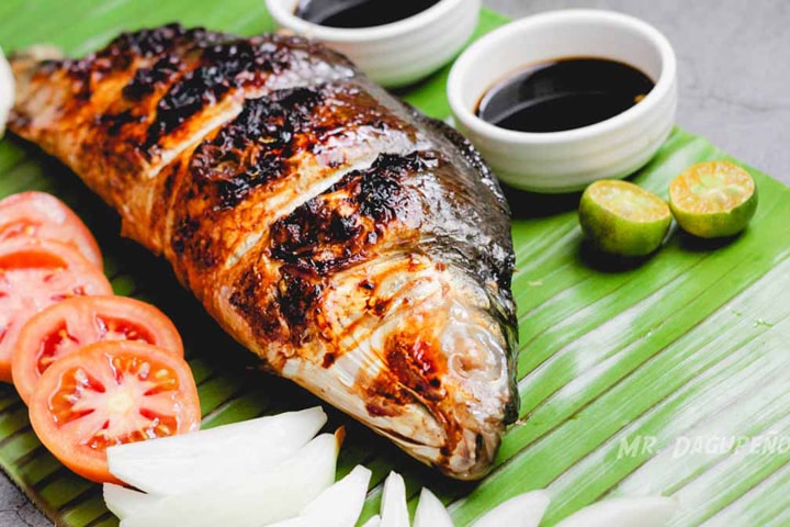 Món bangus nướng đặc trưng của chuỗi cửa hảng Mr.Dagupeno