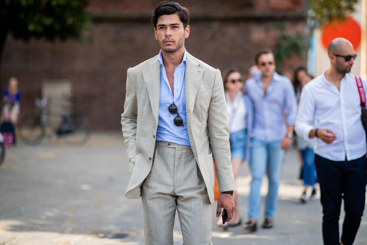 Suit của người Anh khác với trang phục của Mỹ và Italy. Ảnh: WWD.