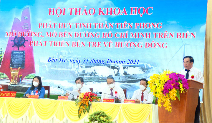 Chủ tịch UBND tỉnh Trần Ngọc Tâm phát biểu khai mạc hội thảo