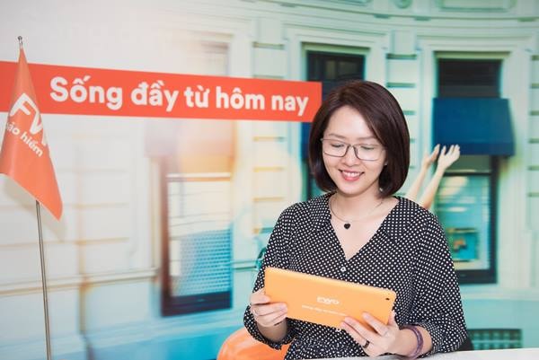 FWD xếp hạng Số 1 về Trải nghiệm khách hàngp/trên tất cả ngành nghềp/tại VN