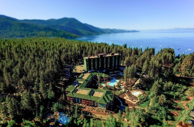 Khu nghỉ dưỡng phức hợp cao cấp Hyatt Regency Lake Tahoe vừa được tỷ phú Larry Ellison mua lại cuối tháng 10/2021 (Ảnh: Hyatt)p/