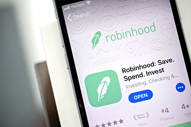 Robinhood bị hacker tấn công bằng hình thức kỹ thuật xã hội hóa.