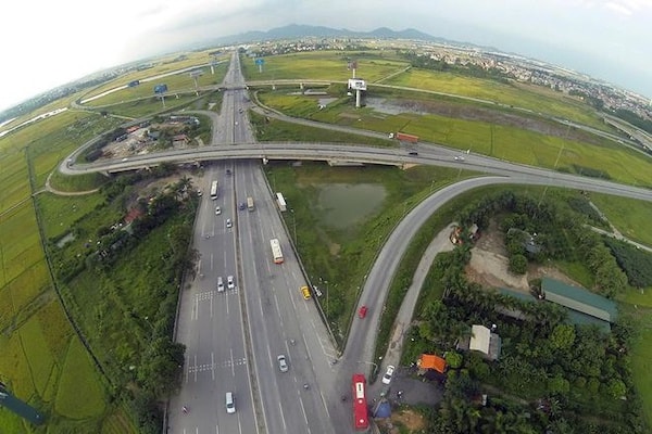 tháng 6/2021, Chính phủ đã đồng ý giao UBND tỉnh Bình Phước là cơ quan có thẩm quyền để triển khai đầu tư xây dựng dự án đường bộ cao tốc TP HCM - Thủ Dầu Một - Chơn Thành.