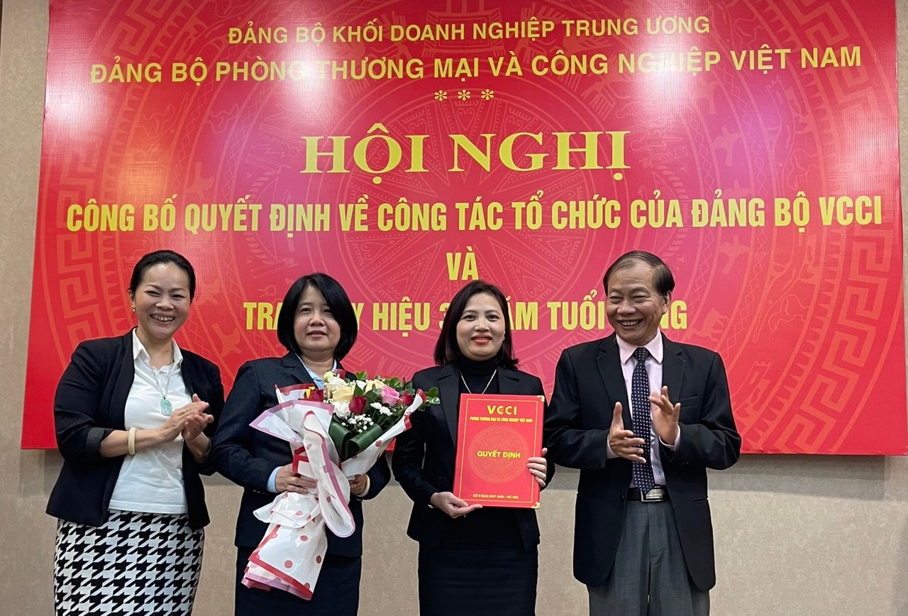 Chi bộ Trung tâm hỗ trợ Doanh nghiệp nhỏ và vừa