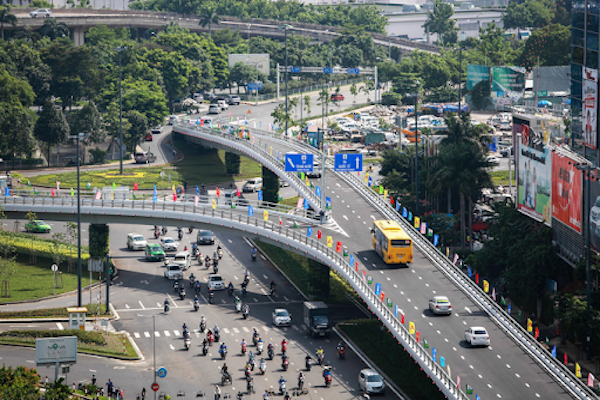 Theo đề án đường trên cao Bắc - Nam bắt đầu từ nút giao Cộng Hòa - Trường Chinh đến đường Nguyễn Văn Linh 