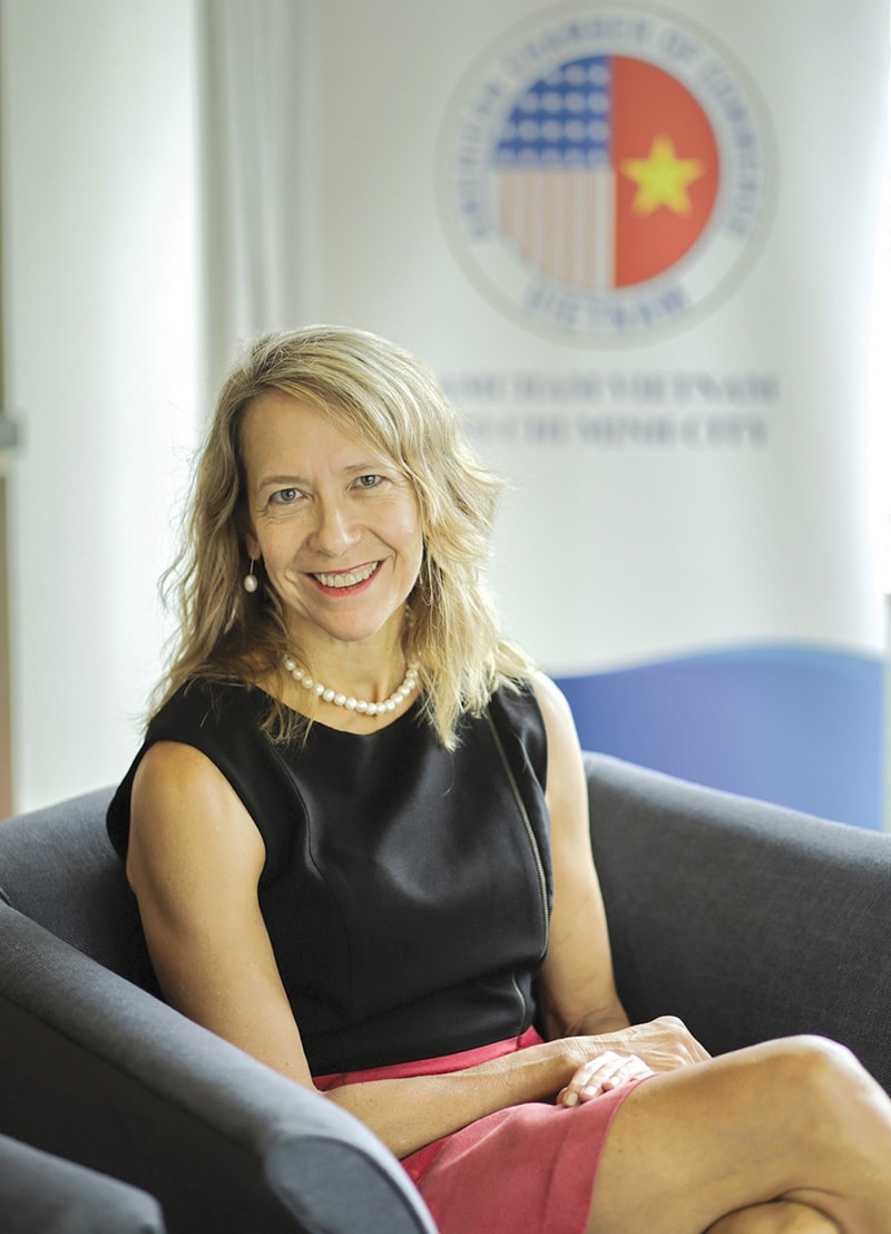 Bà Mary Tarnowka - giám đốc điều hành Amcham Việt Nam