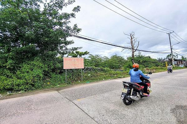 Người dân và chính quyền địa phương mong muốn dự án sớm được triển khai, hoặc dự án này được thay đổi, bãi bỏ.