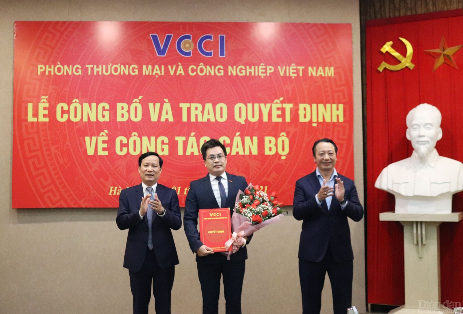 Lãnh đạo VCCI trao quyết định bổ nhiệm ông Nguyễn Tiến Huy