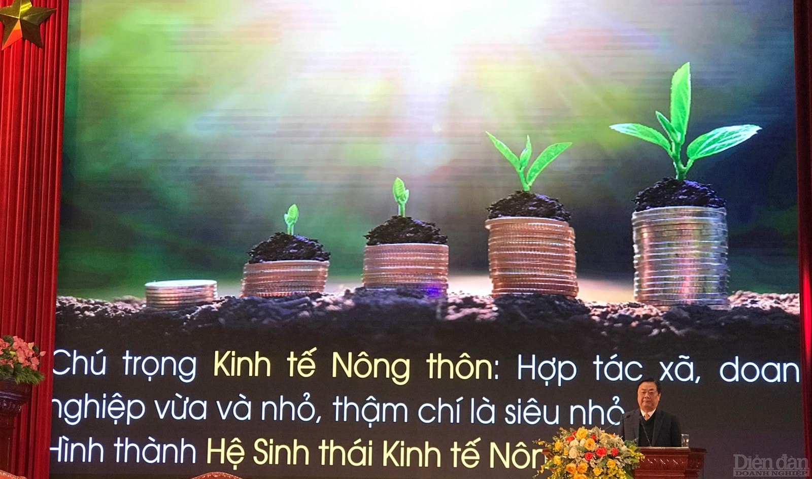 Bộ trưởng Bộ NN&PTNN Lê Minh Hoan phát biểu tại Hội nghị XTĐT vào lĩnh vực nông nghiệp tỉnh Lai Châu sáng nay 04/12