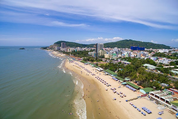 28 ha đất vàng ở bãi tắm Thùy Vân 25 năm, nợ hơn 326 tỉ đồng tiền thuê đất