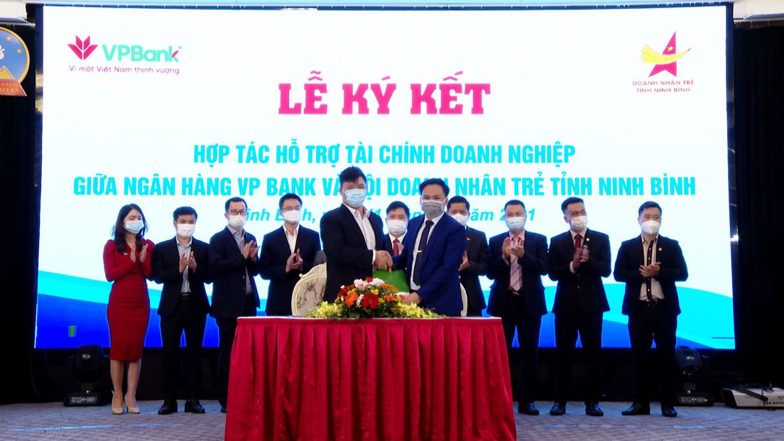 Hội DNT tỉnh Ninh Bình kýthỏa thuận hỗ trợ tài chính, thông tin khách hàng với ngân hàng Sacombank, ngân hàng VP Bank chi nhánh Ninh Bình