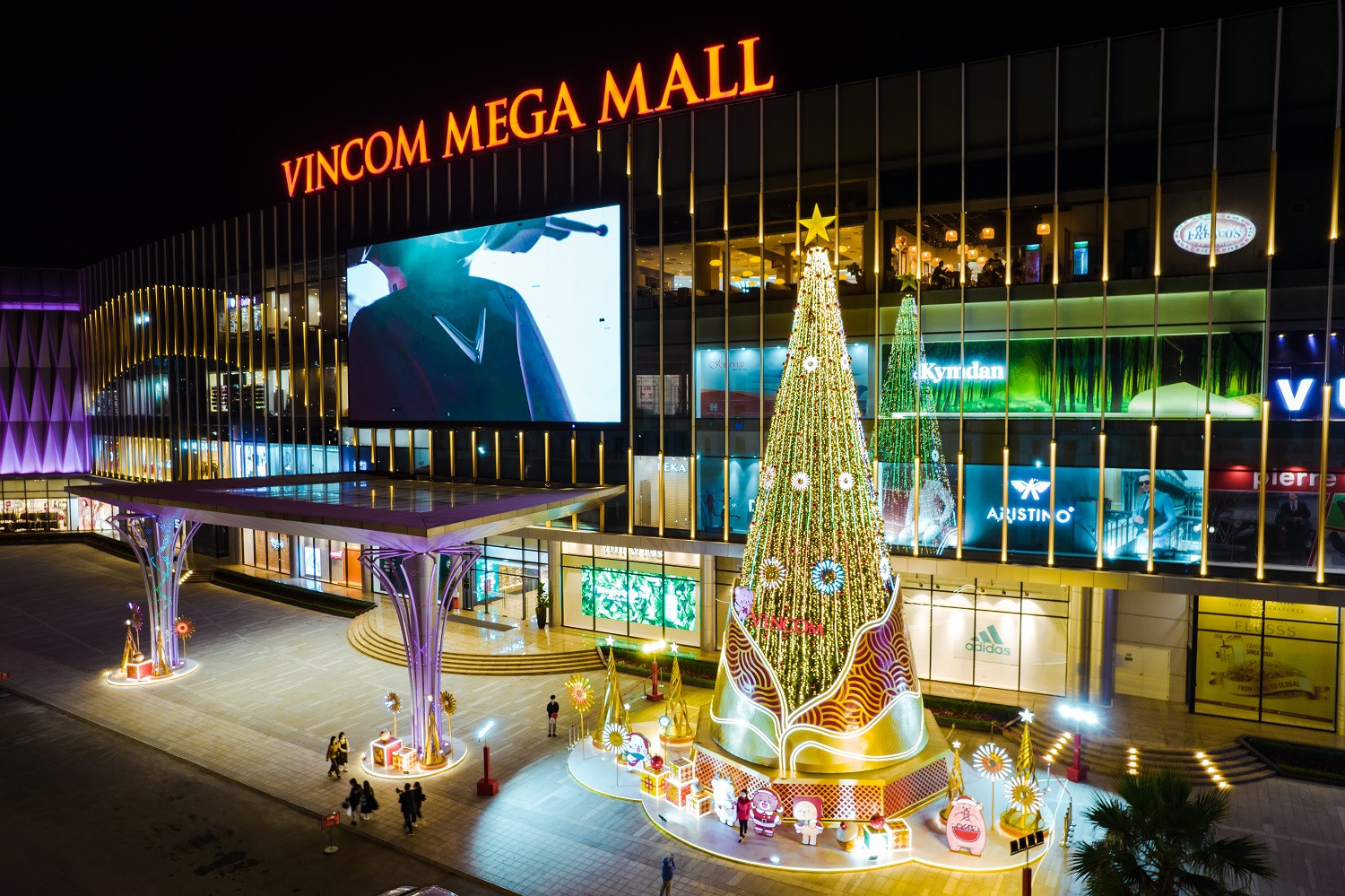 Là TTTM mới nhất tại Hà Nội, Vincom Mega Mall Ocean Park là địa điểm được “săn lùng” nhất trong dịp Giáng sinh năm nay. 