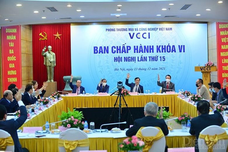 Hội nghị lần thứ 15, Ban Chấp hành Khóa VI của VCCI. (Nguồn: DDDN) 