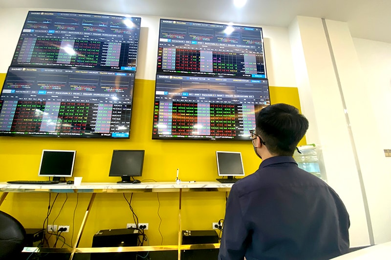 Nhà đầu tư cần thận trọng khi lựa chọn cổ phiếu vốn hóa nhỏ.
