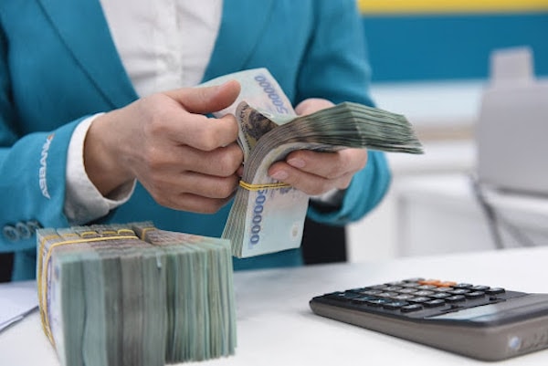 Ngân hàng Nhà nước phấn đấu giảm 0,5-1% lãi suất cho vay (ảnh minh hoạ)