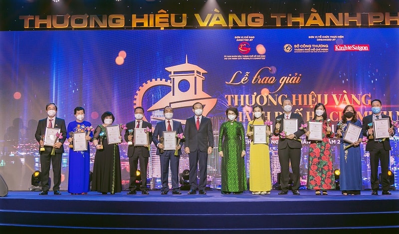 Vinh danh Thương Hiệu Vàng TP.hCM năm 2021 cho các thương hiệu lĩnh vực Sản xuất – Cung ứng lương thực thực phẩm.