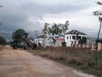Hà Tĩnh: Nhà thầu ngang nhiên đổ thải không đúng nơi quy định