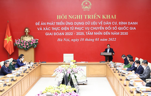 Thủ tướng Phạm Minh Chính khẳng định, việc thực hiện Đề án được xác định là một trong những nội dung quan trọng, có tính đột phá của Chương trình chuyển đổi số của Chính phủ trong năm 2022 và những năm tiếp theo. Ảnh: VGP/Nhật Bắc