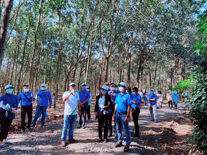 Trang trại của Hoàng là điểm tham quan của nhiều đoàn khách - Ảnh: NVCC