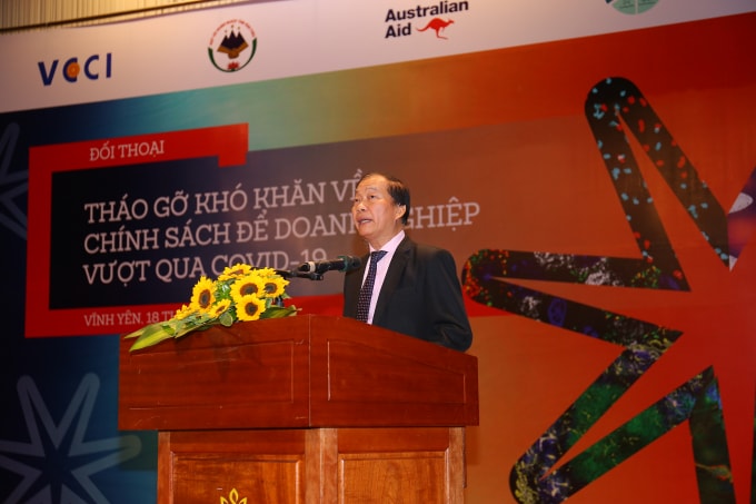 Ông Hoàng Quang Phòng, Phó Chủ tịch Phòng Công nghiệp và Thương mại Việt Nam (VCCI) cho rằng, năm 2020 là năm phát hiện ra khả năng chống chịu kiên cường đang trở thành một năng lực cạnh tranh cốt lõi của nền kinh tế và cộng đồng doanh nghiệp Việt.