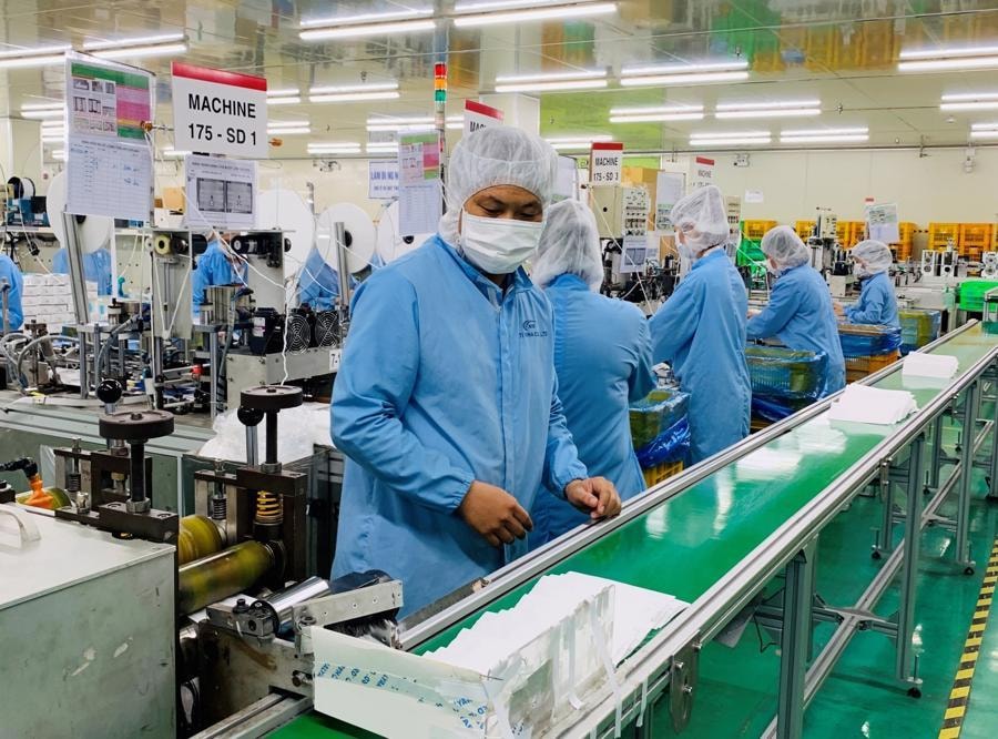 nhiều cơ quan, đơn vị, doanh nghiệp đã bắt đầu quay trở lại làm việc, sản xuất
