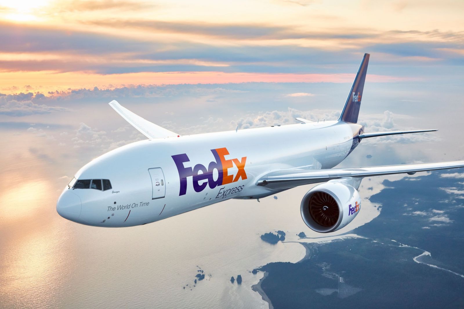 FedEx Express là hãng hàng không vận chuyển hàng hóa lớn nhất thế giới về quy mô đội bay với tổng cộng 684 máy bay.