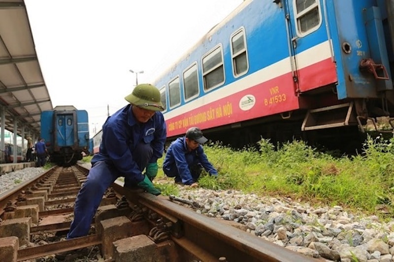 dự án cải tạo, nâng cấp các công trình thiết yếu trên tuyến đường sắt Bắc-Nam trị giá 7.000 tỷ đồng.