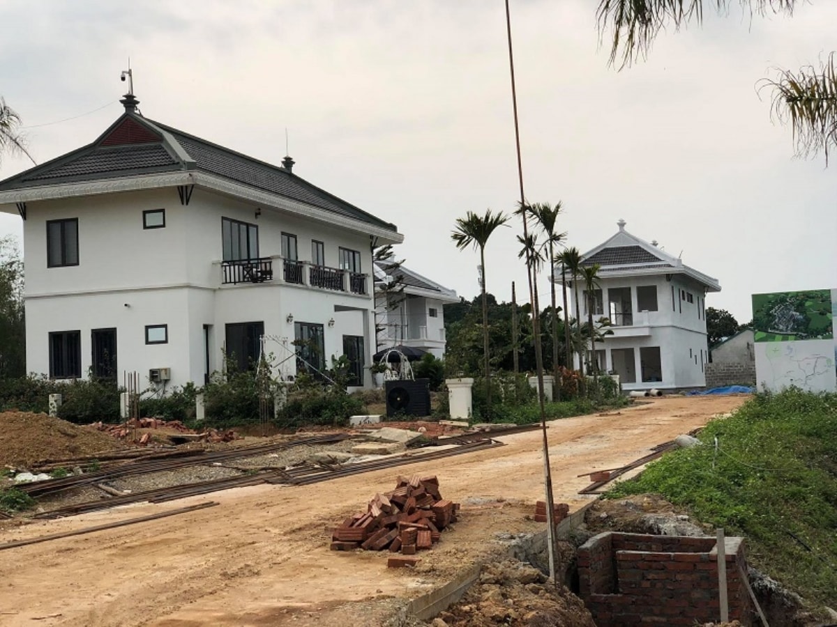 Bên trong 'dự án tự phong' Green Oasis Villas