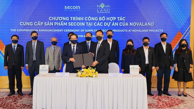 Công ty cổ phần Secoin và Tập đoàn Novaland vừa chính thức công bố hợp tác cung cấp sản phẩm Secoin tại các dự án của Tập đoàn Novaland trong giai đoạn 2022 - 2027.