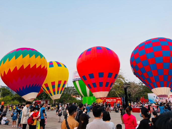 Trong ngắn hạn muốn chiến lược mở cửa thành công thì chúng ta cần chia nhỏ thị trường có khả năng phục hồi nhanh, mạnh, bền vững, và đúng mùa du lịch của khách vào mùa hè.