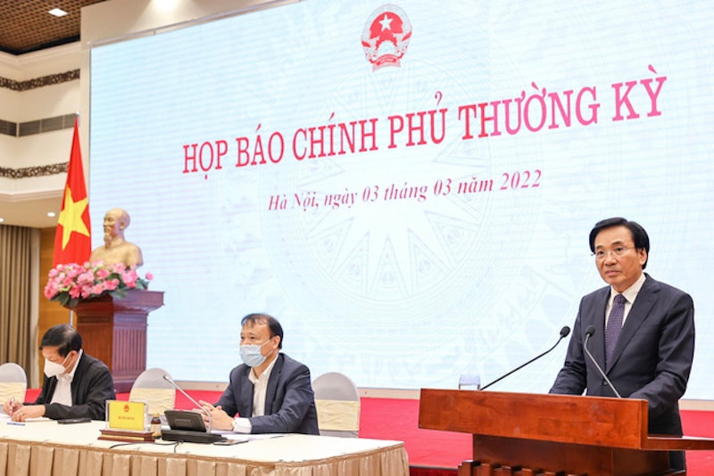 Chủ trì họp báo Chính phủ thường kỳ tháng 2/2022, Bộ trưởng, Chủ nhiệm VPCP Trần Văn Sơn 