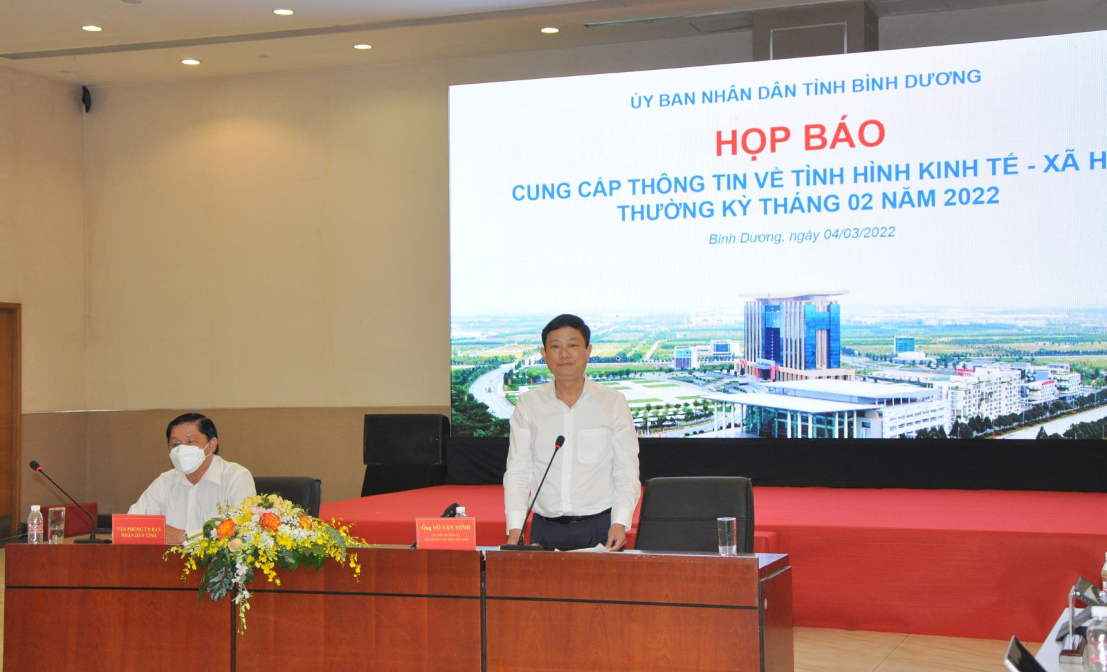 Ông Võ Văn Minh phát biểu tại cuộc họp báo