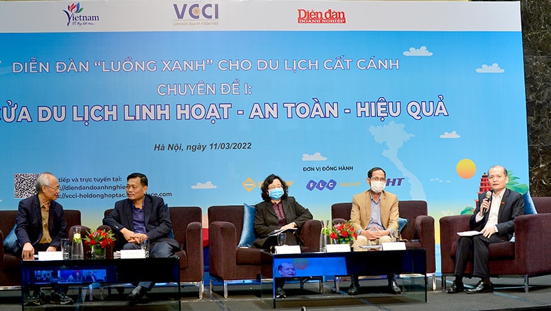 phiên “Tận dụng thời cơ: Kiến nghị từ doanh nghiệp” tại Diễn đàn “luồng xanh” cho du lịch cất cánh