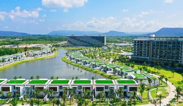 Mövenpick Resort Waverly Phú Quốc do MIKGroup hợp tác với Accor Hotels.